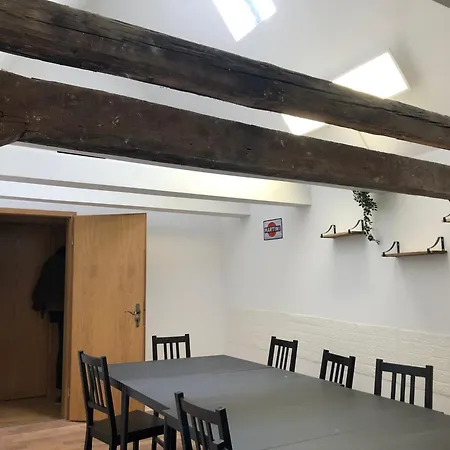 Apartmán Monteurzimmerking Hauptstrasse *